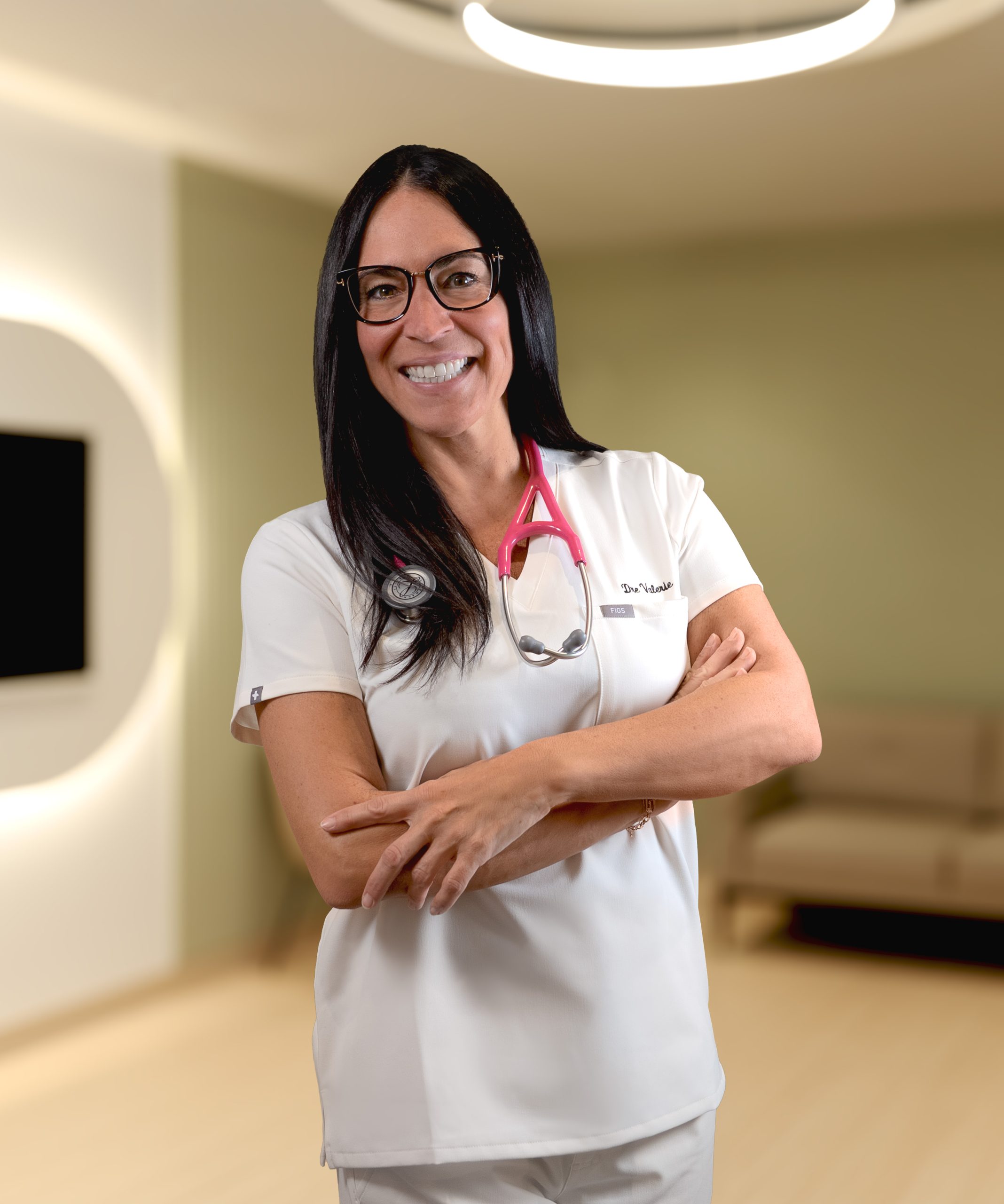 private-medical-clinic-doctor-Lavoie-scaled